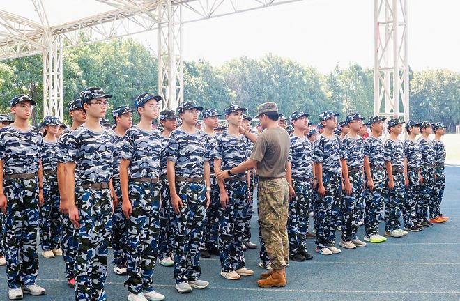 杭州有家长“捏了把汗”AG真人本周密集启动!(图1) 杭州有家长“捏了把汗”AG真人本周密集启动!(图1)